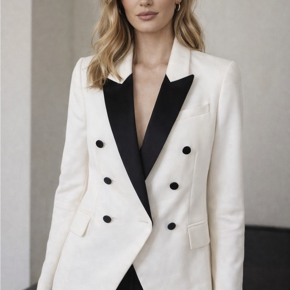 L'AGENCE Cream and Black Double-Breasted Blazer